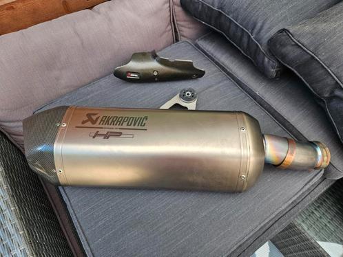 Zgan Akrapovic carbon uitlaat voor o.a. bmw r 1250 gs / gsa, Motoren, Onderdelen | BMW, Gebruikt, Ophalen of Verzenden