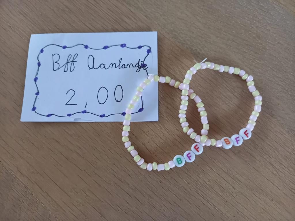 Zelf gemaakte Bff armbandjes, Geel, Kunststof of Plastic, Ophalen of Verzenden, Zo goed als nieuw