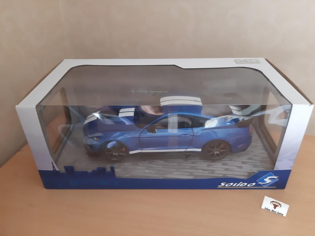 Ford Mustang (Shelby) GT500 Blue/White Stripes Solido 1:18, Hobby en Vrije tijd, Modelauto's | 1:18, Solido, Auto, Solido, Nieuw