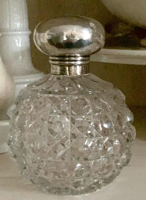 ZILVEREN KRISTALLEN PARFUM FLES ANTIEK ENGELS, Antiek en Kunst, Curiosa en Brocante, Ophalen of Verzenden