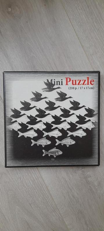 Escher kleine puzzel, Vogels/Vissen/ 210 stukjes  beschikbaar voor biedingen
