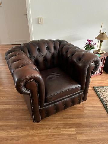 Chesterfield fauteuil beschikbaar voor biedingen