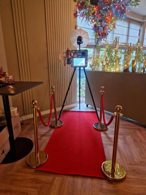 Fotobooth te huur vanaf €225 ( gratis bezorging ), Hobby en Vrije tijd, Feestartikelen | Verhuur, Zo goed als nieuw, Ophalen of Verzenden