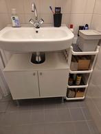 Gratis af te halen. Wastafel met kraan, kastje en rekje., Huis en Inrichting, Ophalen, 50 tot 100 cm, Zo goed als nieuw, Minder dan 100 cm