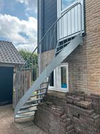 Stalen trap, Doe-het-zelf en Verbouw, Ladders en Trappen, Ophalen, Gebruikt, Trap, 2 tot 4 meter