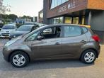 Kia Venga 1.6 CVVT Comfort Pack AUTOMAAT AIRCO TREKHAAK PDC, Euro 5, 1591 cc, 4 cilinders, Bruin