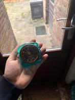 Antieke kleine klok - Opknapper, Antiek en Kunst, Antiek | Klokken, Ophalen of Verzenden