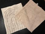 Twee badmatten, Ophalen of Verzenden, Zo goed als nieuw, Beige, Badmat