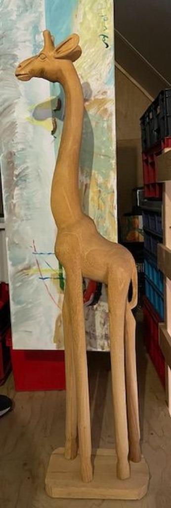 Te koop houten giraffe tweedehands beschikbaar voor biedingen