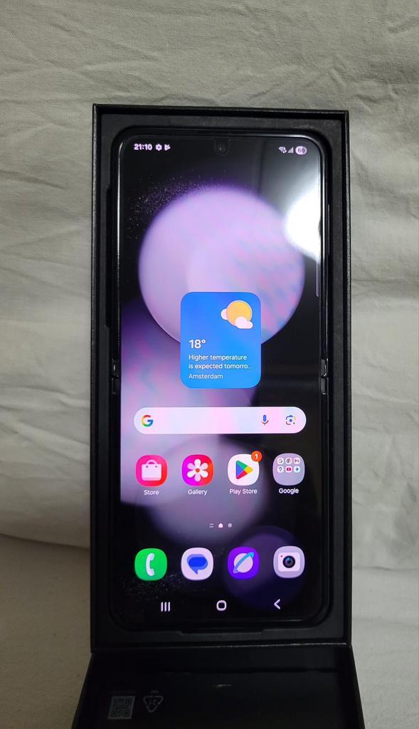 Samsung Galaxy Z Flip 5 – 512 GB_ 8gb RAM Zwart, Telecommunicatie, Mobiele telefoons | Motorola, Zo goed als nieuw, Zonder abonnement