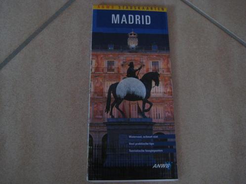 stadskaart van Madrid, Boeken, Atlassen en Landkaarten, Gelezen, Landkaart, Spanje, 2000 tot heden, Verzenden