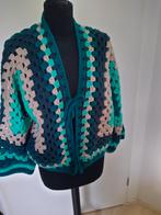 Granny squares vest. Mt M/ L.
Hand gehaakt vest .
Zie foto's, Kleding | Dames, Ophalen of Verzenden, Nieuw