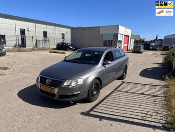 Volkswagen Passat Variant 2.0 FSI Comfortline gearbox defect beschikbaar voor biedingen