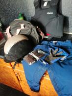 Paardrijcap,maat 55 tot 57 broek handschoenen hesje sokken, Ophalen, Zo goed als nieuw