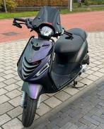 2024 Vespa Piaggio zip 4t 2000km, diversen extra's., Fietsen en Brommers, Scooters | Piaggio, Ophalen, Maximaal 45 km/u, Zip, Zo goed als nieuw