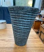 Handmade Vaas , 23 cm blauw/ grijs/ zwart . Apart!, Ophalen of Verzenden