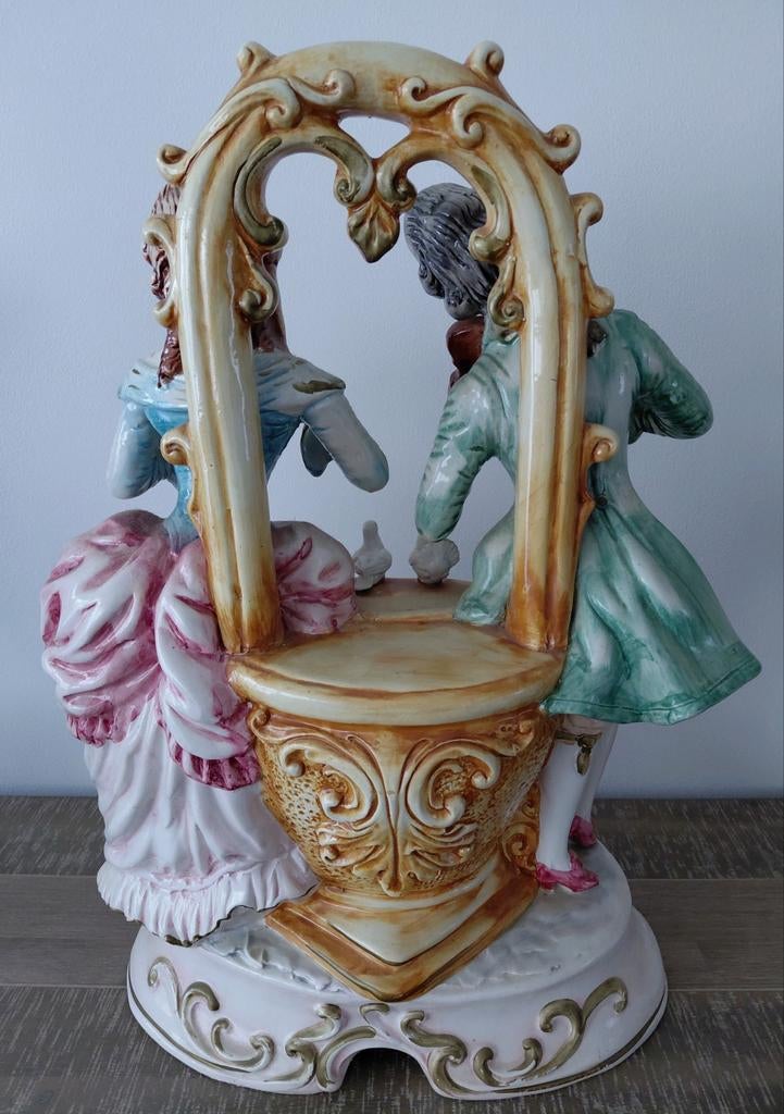 Groot beeld Italiaans porselein 54cm Capodimonte, Antiek en Kunst, Ophalen