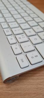 Mac toetsenboard A1314 kapot, Computers en Software, Toetsenborden, Ophalen of Verzenden, Niet werkend