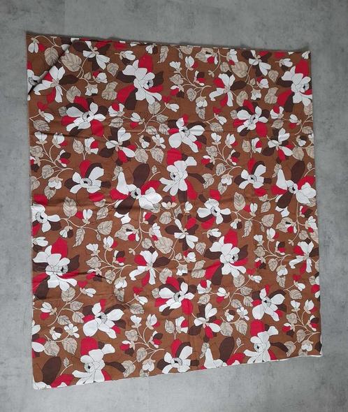 240 cm breed x 430 cm lang STOF met BLOEMEN. NIEUW, Hobby en Vrije tijd, Stoffen en Lappen, Nieuw, Katoen, 120 cm of meer, 200 cm of meer