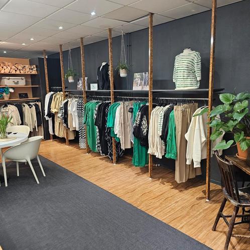 Winkel inventaris, Kleding | Dames, Kledingrekken, Ophalen