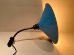 Vintage wandlamp flexibele arm en blauwe kap, Ophalen of Verzenden