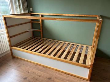 Kura keerbaar bed omkeerbaar halfhoogslaper omkeerbed wit beschikbaar voor biedingen