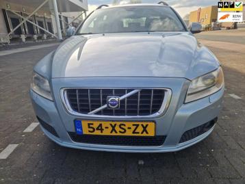 Volvo V70 2.4 D5 Momentum automaat . 100% goed beschikbaar voor biedingen