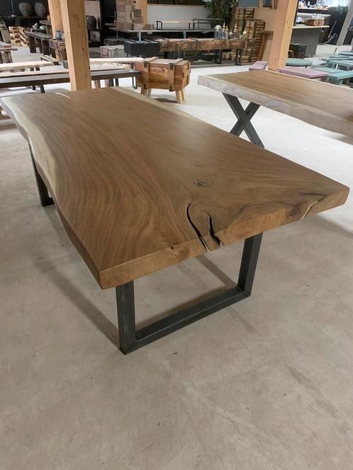 Suar boomstamtafel 220 cm nieuw aanbieding, Huis en Inrichting, Krukjes, Nieuw, Hout, Ophalen