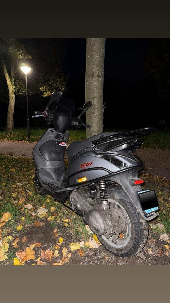 zip 125ac snor plaat geen wok, Fietsen en Brommers, Scooters | Piaggio, Zo goed als nieuw, Zip, Tweetakt, Ophalen of Verzenden