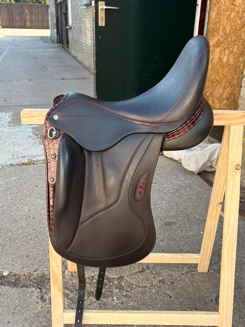 Aviar Rook 2 en junior zadeltje, Dieren en Toebehoren, Paarden en Pony's | Zadels, Zo goed als nieuw, Dressuur, Verzenden