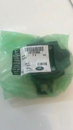 LR125366 BONNET CATCH AND ALARM SWITCH, Ophalen of Verzenden, Land Rover, Motorkap