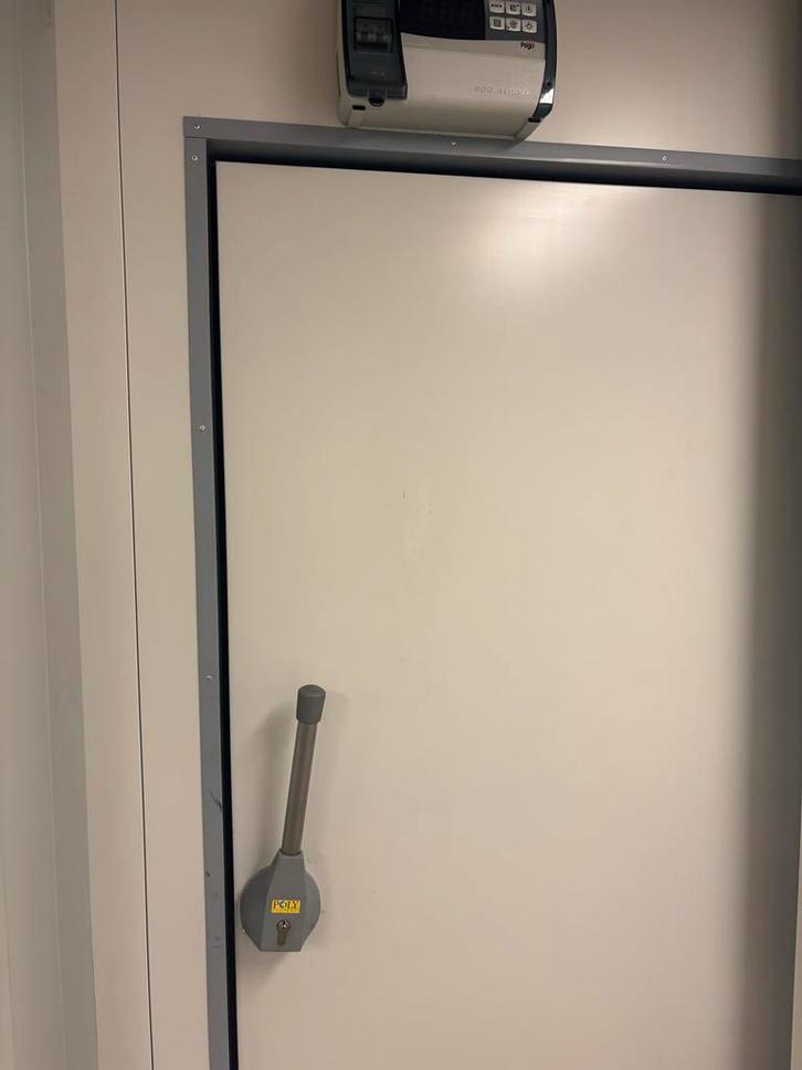 Koelcel 300x240x240cm - Horeca Koeling, Huis en Inrichting, Keuken | Complete keukens, Gebruikt, Ophalen