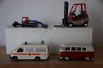 sneeuwschuiver -heftruck - vw busje -ziekenauto busje, Hobby en Vrije tijd, Modelauto's | 1:43, Ophalen of Verzenden, Gebruikt