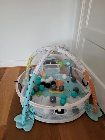 Babygym beschikbaar voor biedingen