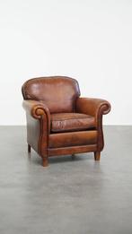 Tijdloze fauteuil gemaakt van schapenleer in Engelse stijl, Huis en Inrichting, Fauteuils, Ophalen, Gebruikt, ., Klassiek