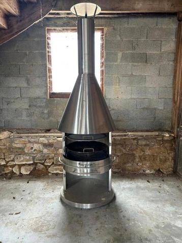Exclusieve en nieuwe Fuerdesign barbecue/buitenhaard  beschikbaar voor biedingen