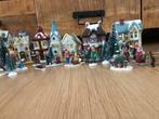 Kerstdorp Kersthuisjes aardewerk inc poppetjes en kerstbomen, Ophalen of Verzenden, Zo goed als nieuw