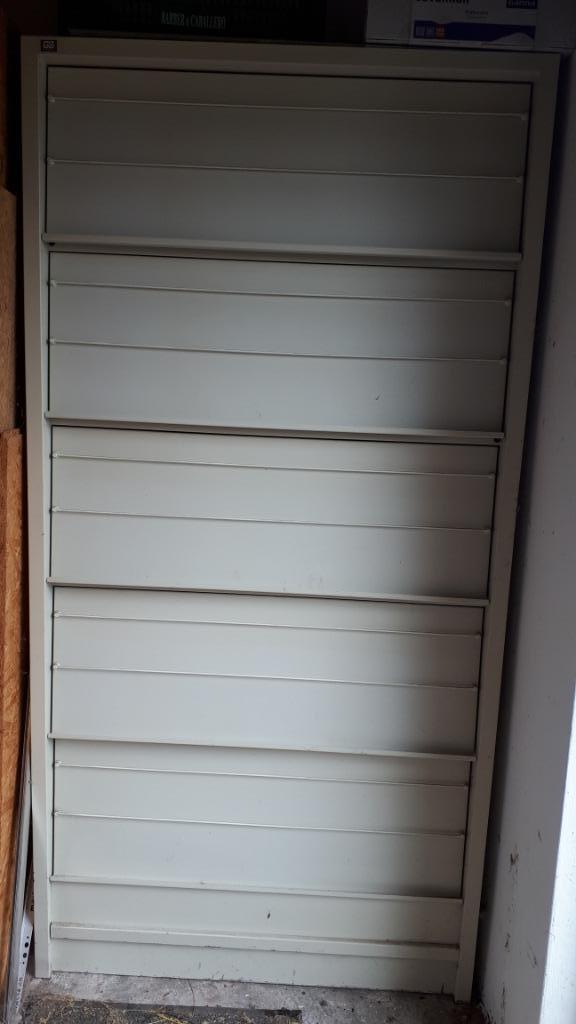 Folderkast / tijdschriftenkast, Huis en Inrichting, Kasten | Overige, Gebruikt, Ophalen