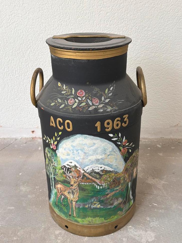 Vintage Melkbus ACO 1963 met Handgeschilderde Decoratie, Antiek en Kunst, Antiek | Overige Antiek, Ophalen