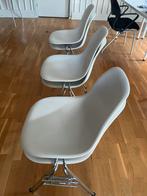 6 stuks Vitra stoelen model DSS, Ophalen, Kunststof, Gebruikt, Wit