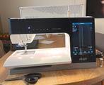 Mooie naai-borduurmachine Pfaff CREATIVE ICON 1 nieuwstaat !, Hobby en Vrije tijd, Naaimachines en Toebehoren, Ophalen, Zo goed als nieuw