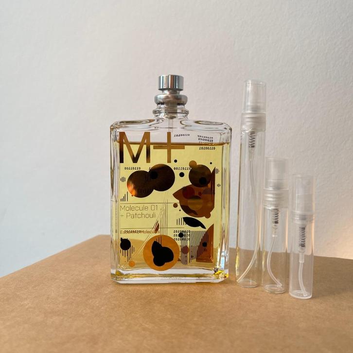 Escentric Molecules Molecule 01+ Patchouli Sample, Sieraden, Tassen en Uiterlijk, Uiterlijk | Parfum, Nieuw, Ophalen of Verzenden