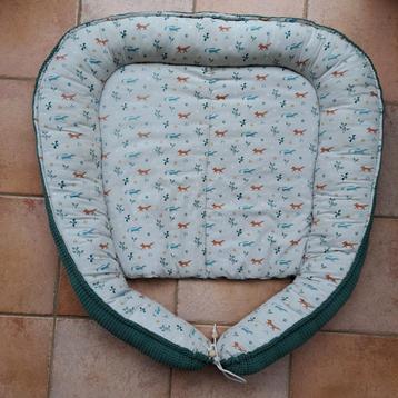 Tweeling baby nestje beschikbaar voor biedingen