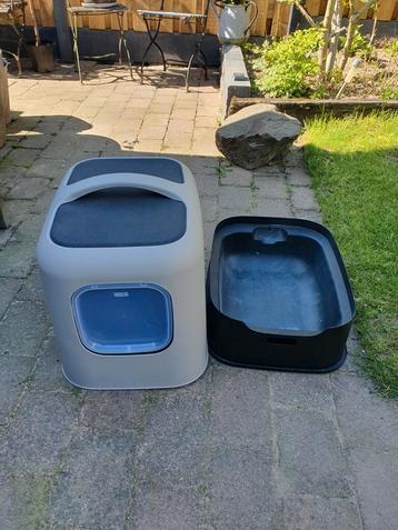 Kattenbak mooi design  beschikbaar voor biedingen