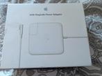 Apple MagSafe Power Adapter 60W, Computers en Software, Laptop-opladers, Ophalen of Verzenden