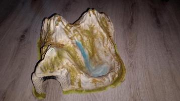 Berg/tunnel beschikbaar voor biedingen