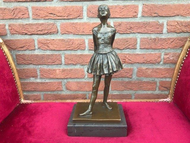 groot bronzen beeld, La danseuse de quatorze ans, Antiek en Kunst, Antiek | Koper en Brons, Brons, Ophalen of Verzenden