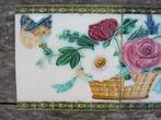 36 Art nouveau wandtegels vlinders en bloemen in relief, Antiek en Kunst, Antiek | Wandborden en Tegels, Ophalen