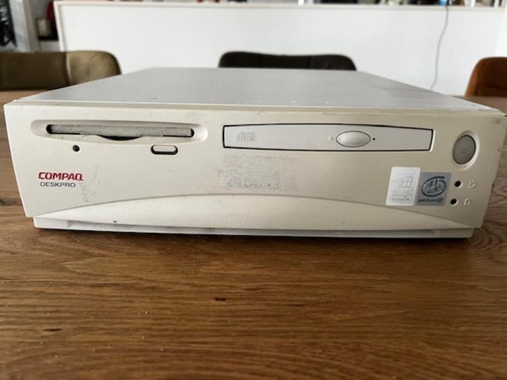 Compac Deskpro Pentium 3, Computers en Software, Desktop Pc's, Gebruikt, Onbekend, Ophalen of Verzenden