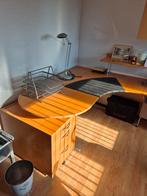 Hoekbureau, Huizen en Kamers